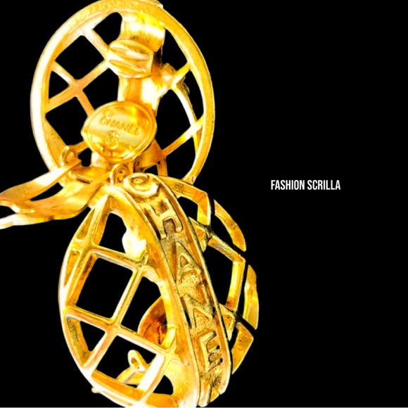 Rare Vintage CHANEL 1980’s Caged Clip on earrings - Picture 13 of 15